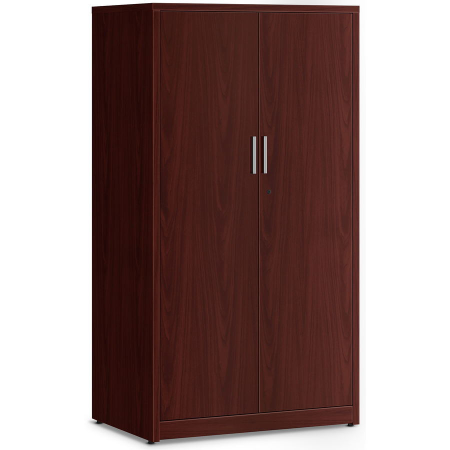 10500 Series Mahogany Laminate Office Desking