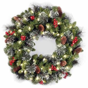 Crestwood Spruce Wreath